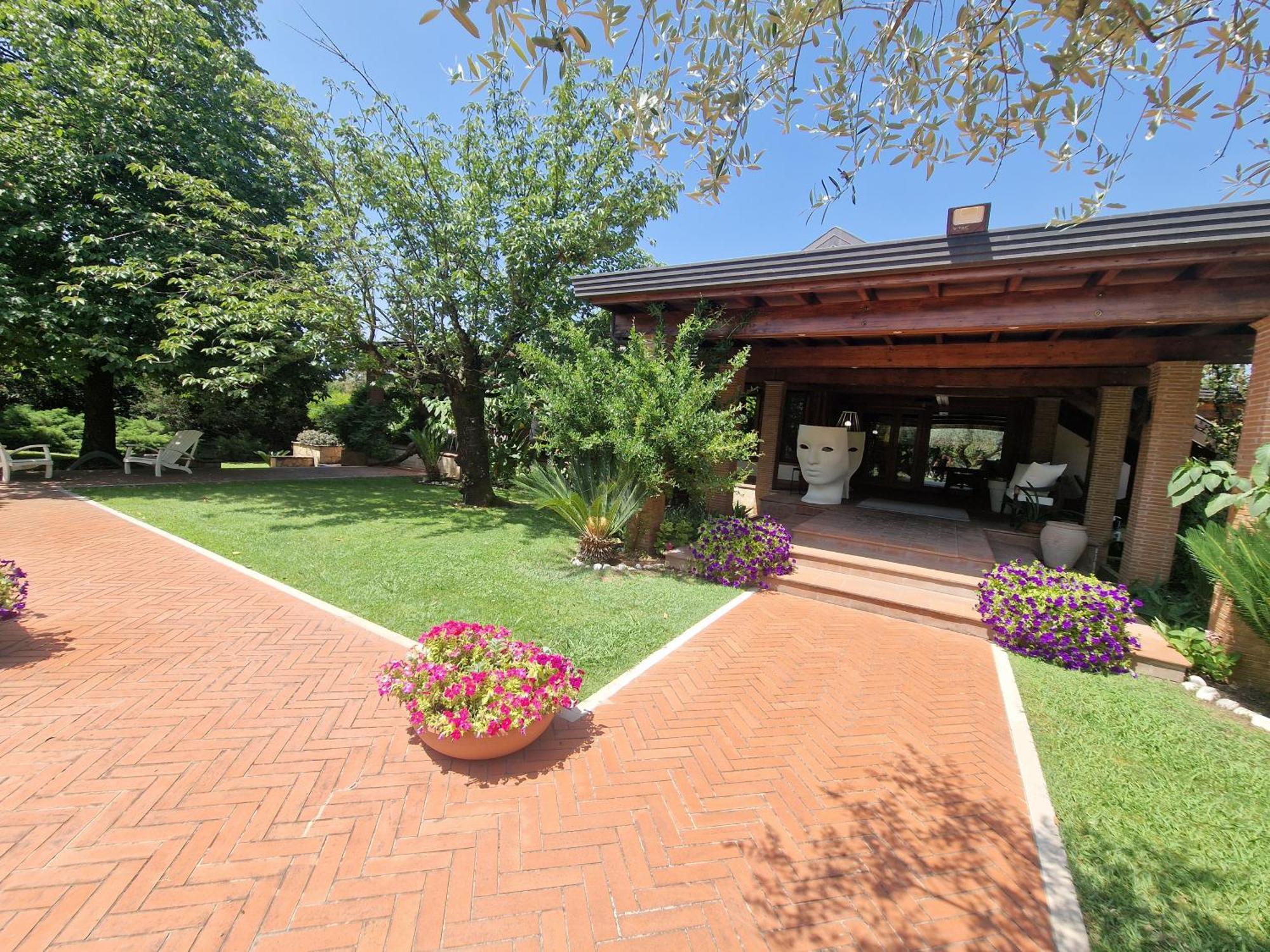 B&B Villa Sbaraglia Alatri Екстер'єр фото